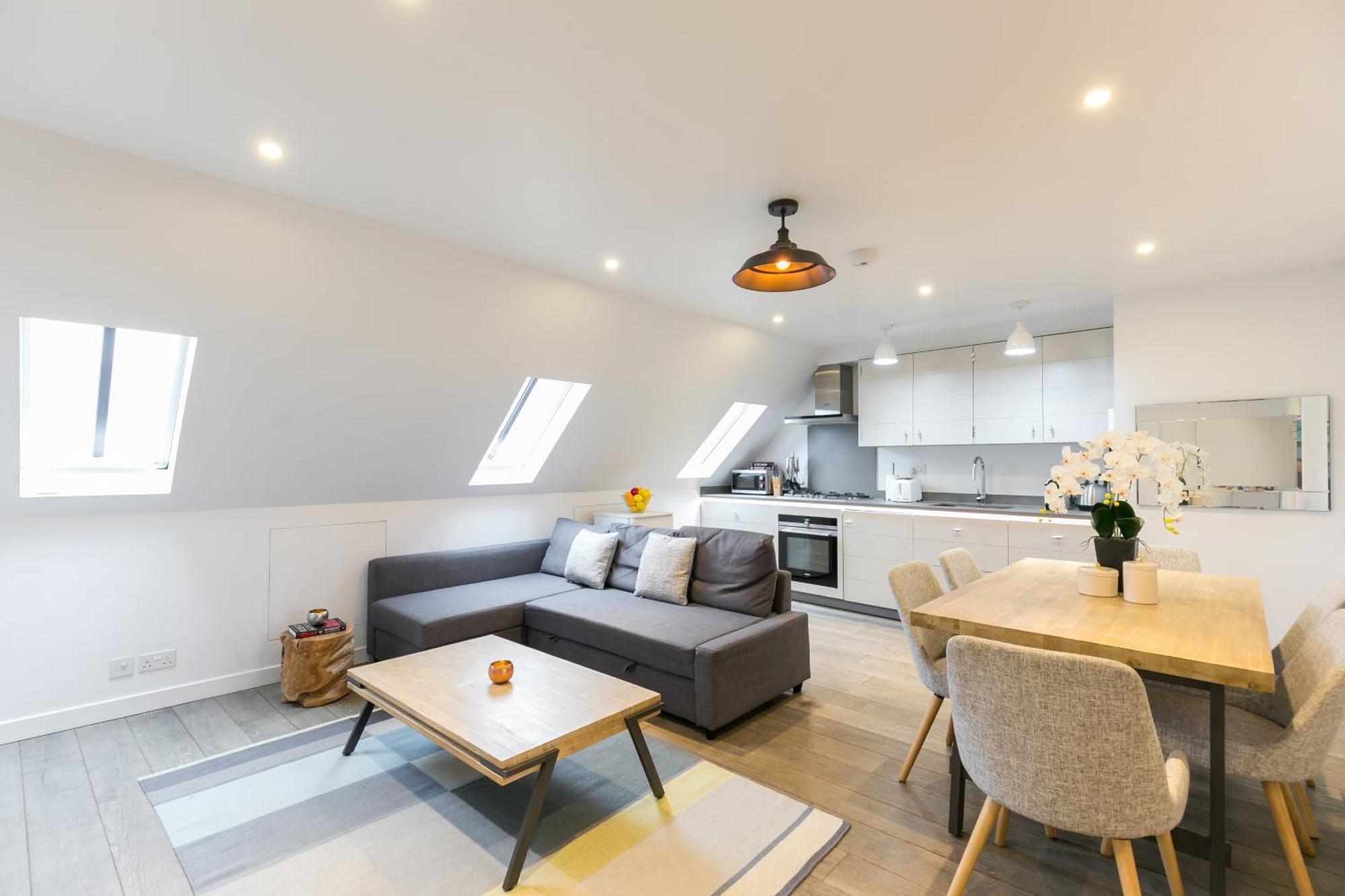 Urban Chic - Rathbone Apartment London Exterior photo